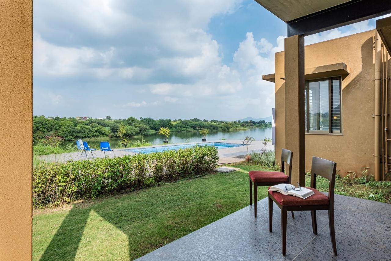 Saffronstays Rose Vineyard By The Lake, Нашик Екстериор снимка